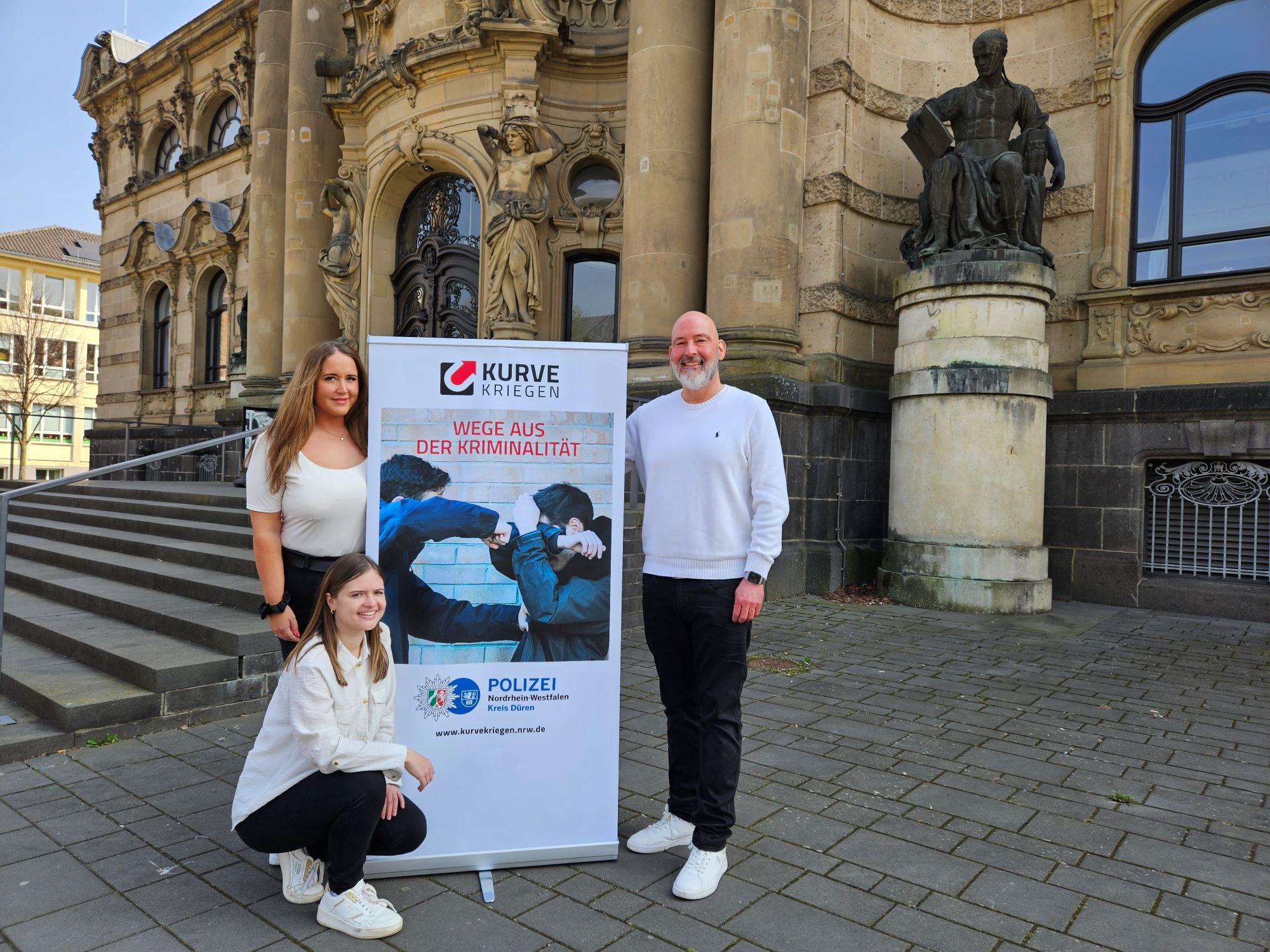 Das „Kurve kriegen"-Team in Düren